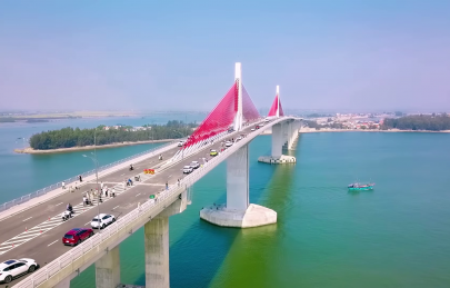 Chính thức thông xe kỹ thuật cầu vượt biển Thuận An, thành phố Huế